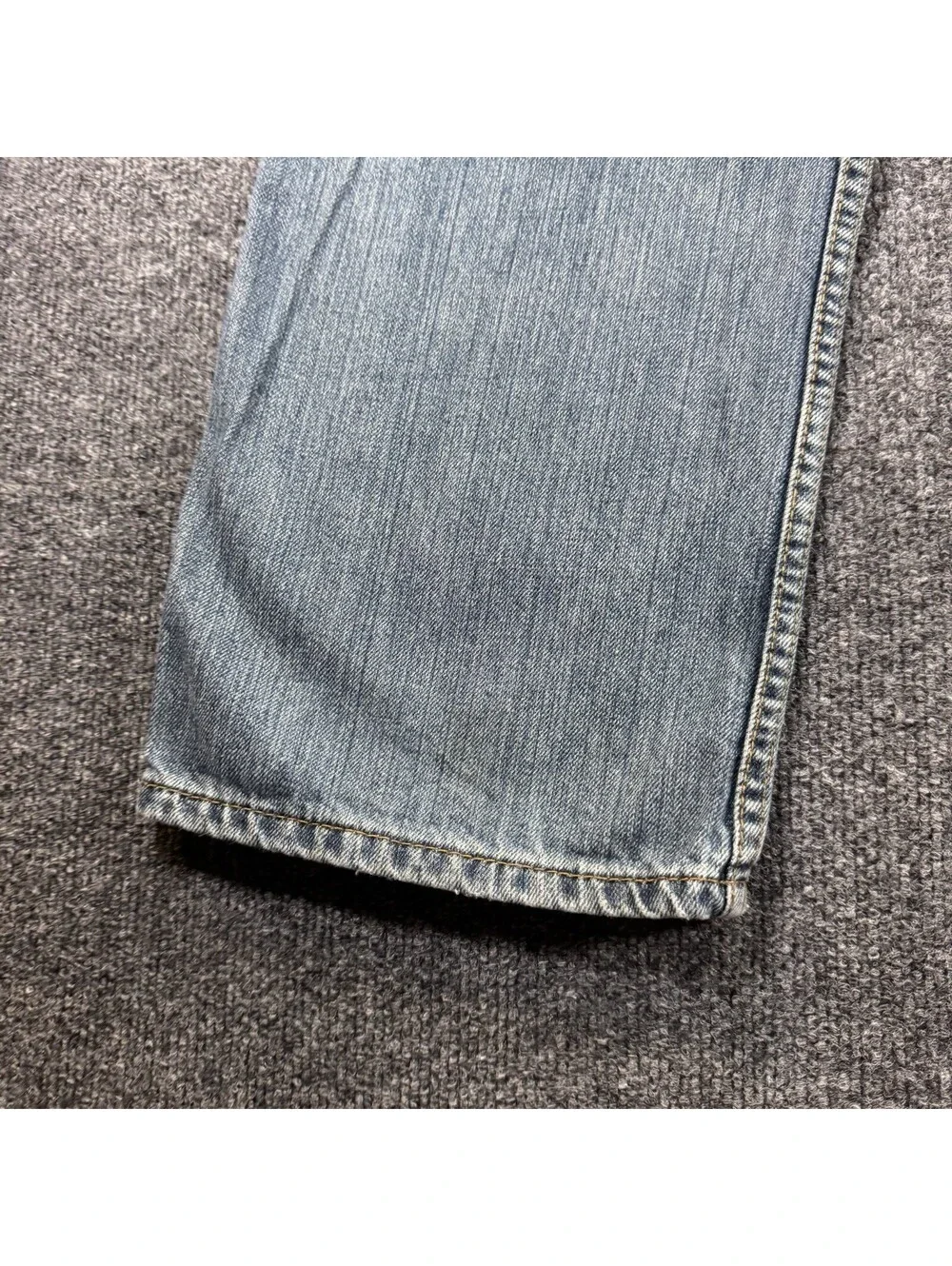 Levis levi men